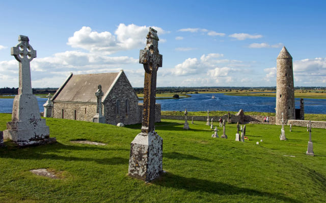 La abadía de Clonmacnoise - Imagen de Lugares que me gustaría visitar