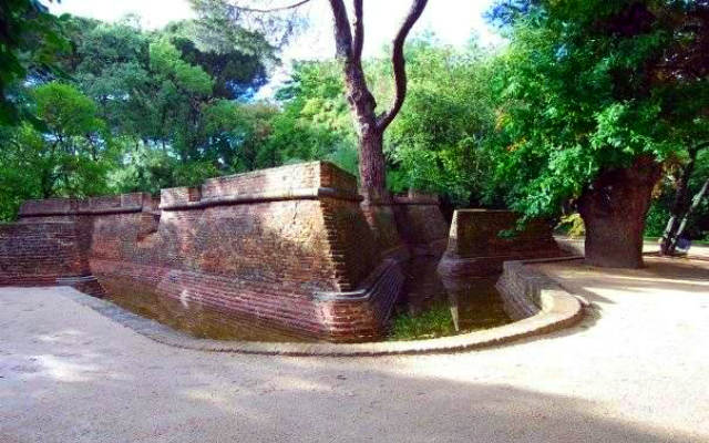 Baluartes del fortín - Imagen de Nmemosine