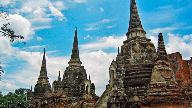 Palacio real en ruinas Ayutthaya