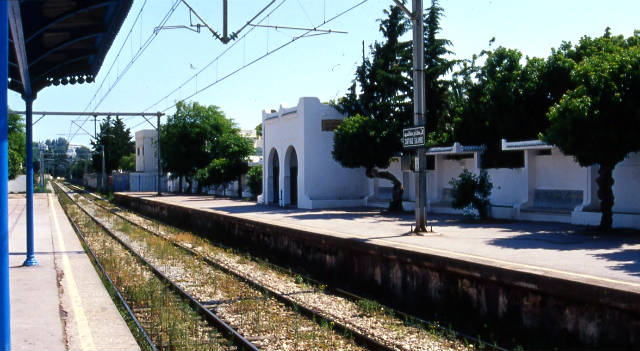 Estación de Tren Carthage Salammbo - Destino y Sabor