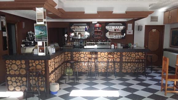 Interior del Bar-Restaurante de Zarza de Granadilla - Imagen del Restaurante