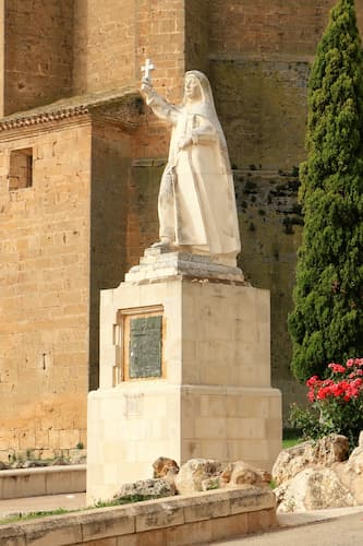 Santa Teresa de Jesús en Villanueva de la Jara - Destino y Sabor