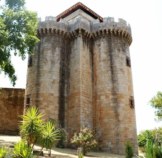 Torre fortaleza de Granadilla - Destino y Sabor