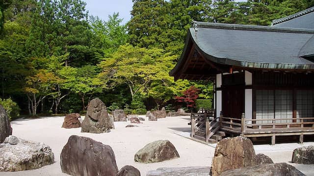 Jardín de rocas en el templo budista de Kongobuji - Imagen de Wikipedia