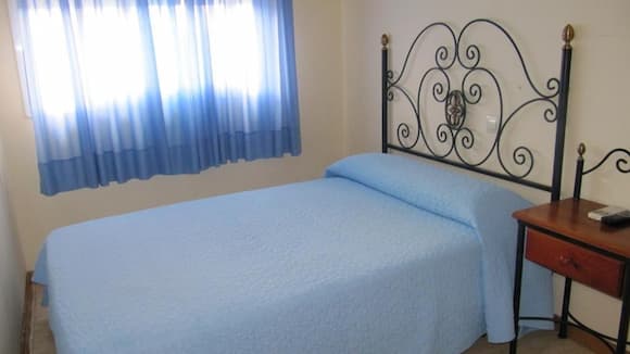 Habitación estándar en el Hostal el Gaitero de Arroyomolinos - Imagen del Hotel