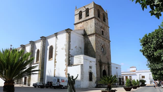 Iglesia de Santa María del Castillo - Destino y Sabor