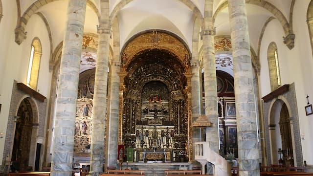 Interior del Santa María del Castillo - Destino y Sabor