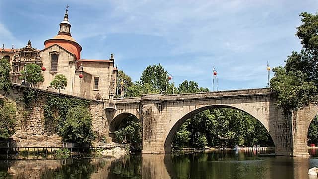 Ponte sobre el río Tâmega en Amarante - Imagen Wikipedia