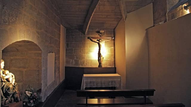 Cripta actual de la Iglesia de Santiago el Real - Imagen cc Wikipedia