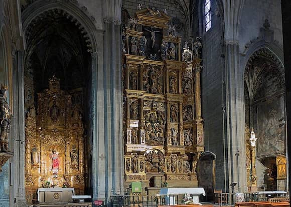 Interior de la Iglesia de Santa María del Palacio de Logroño - Imagen cc Wikipedia