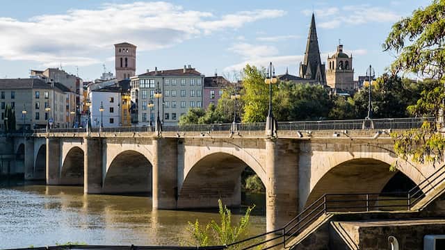 Puente de Piedra de Logroño - Imagen de Logroño Turismo