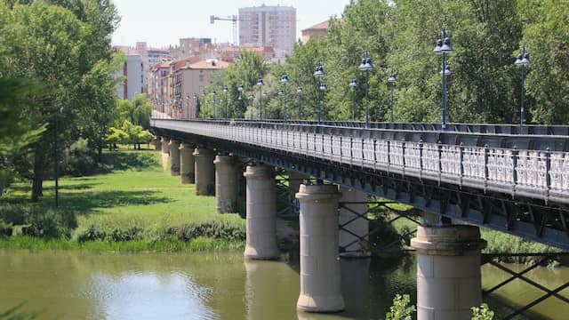 Puente de Hierro de Logroño - Imagen de IngenieríaCivil.org