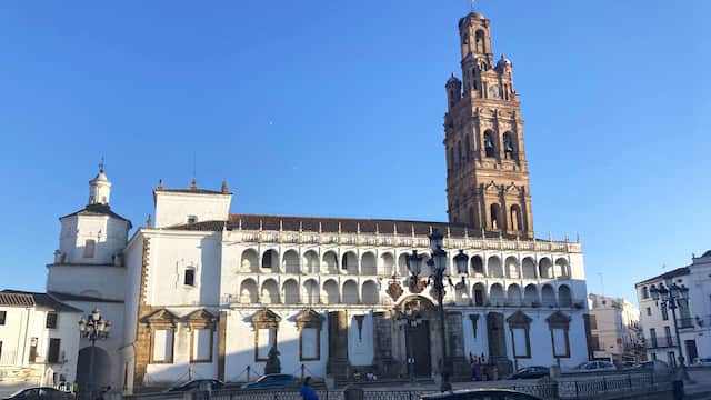 Iglesia Colegiata de Santa María de la Granada de Llerena - Destino y Sabor