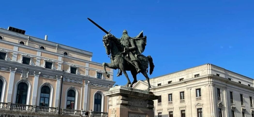 Estatua del Cid en Burgos
