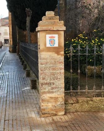 Hito de inicio del Camino de Santiago desde Llerena - Desino y Sabor