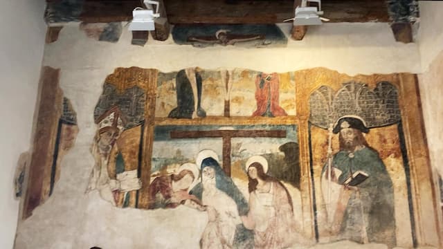 Pinturas al fresco en la sala del prior dentro del Museo - Destino y Sabor